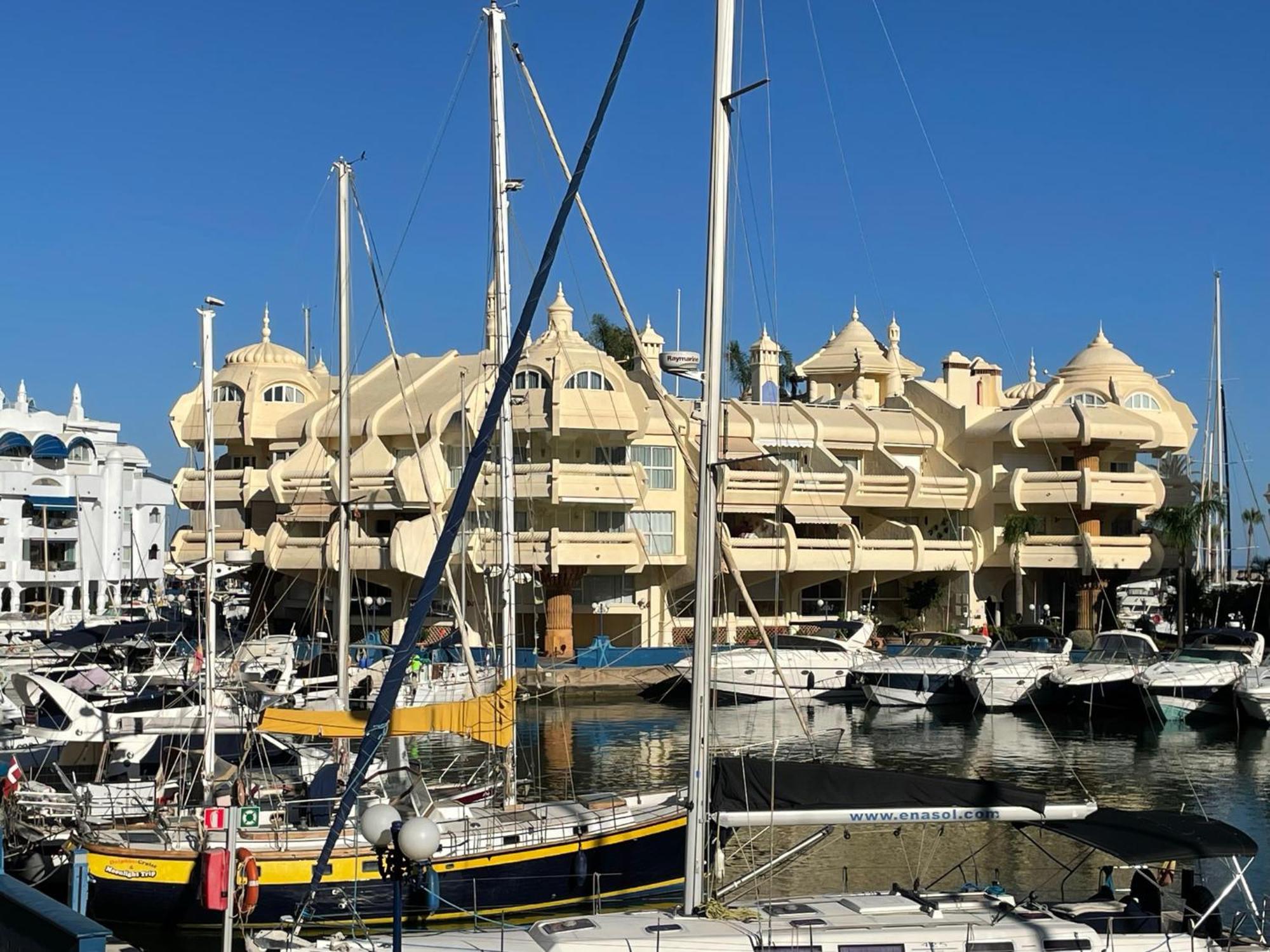 Isla Puerto Marina * Benalmadena