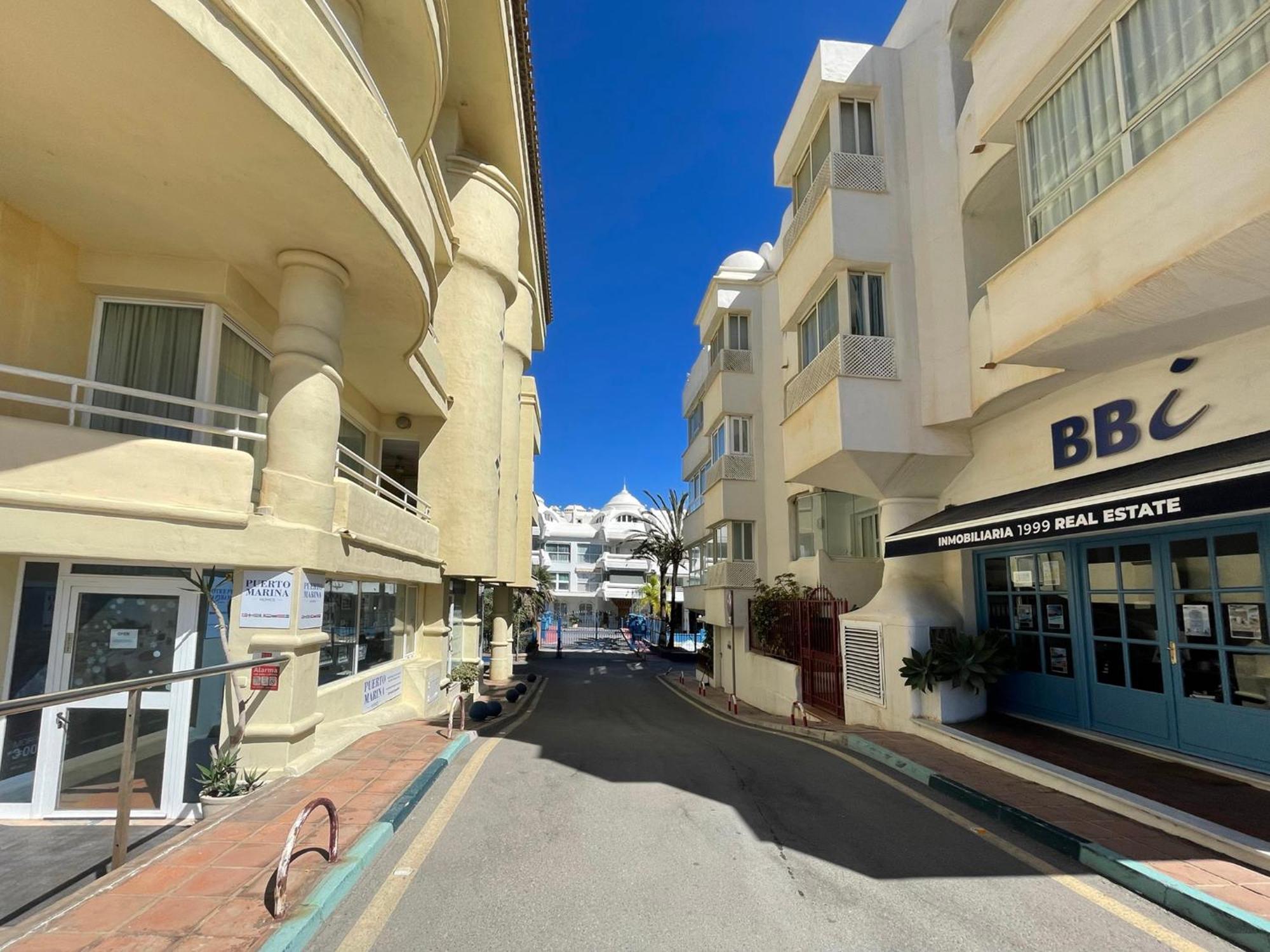 Isla Puerto Marina Lejlighed